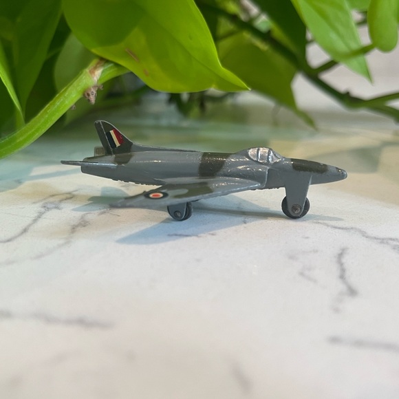 Dinky Toys 734 Supermarine Swift Fighter Jet - Picture 3 of 5